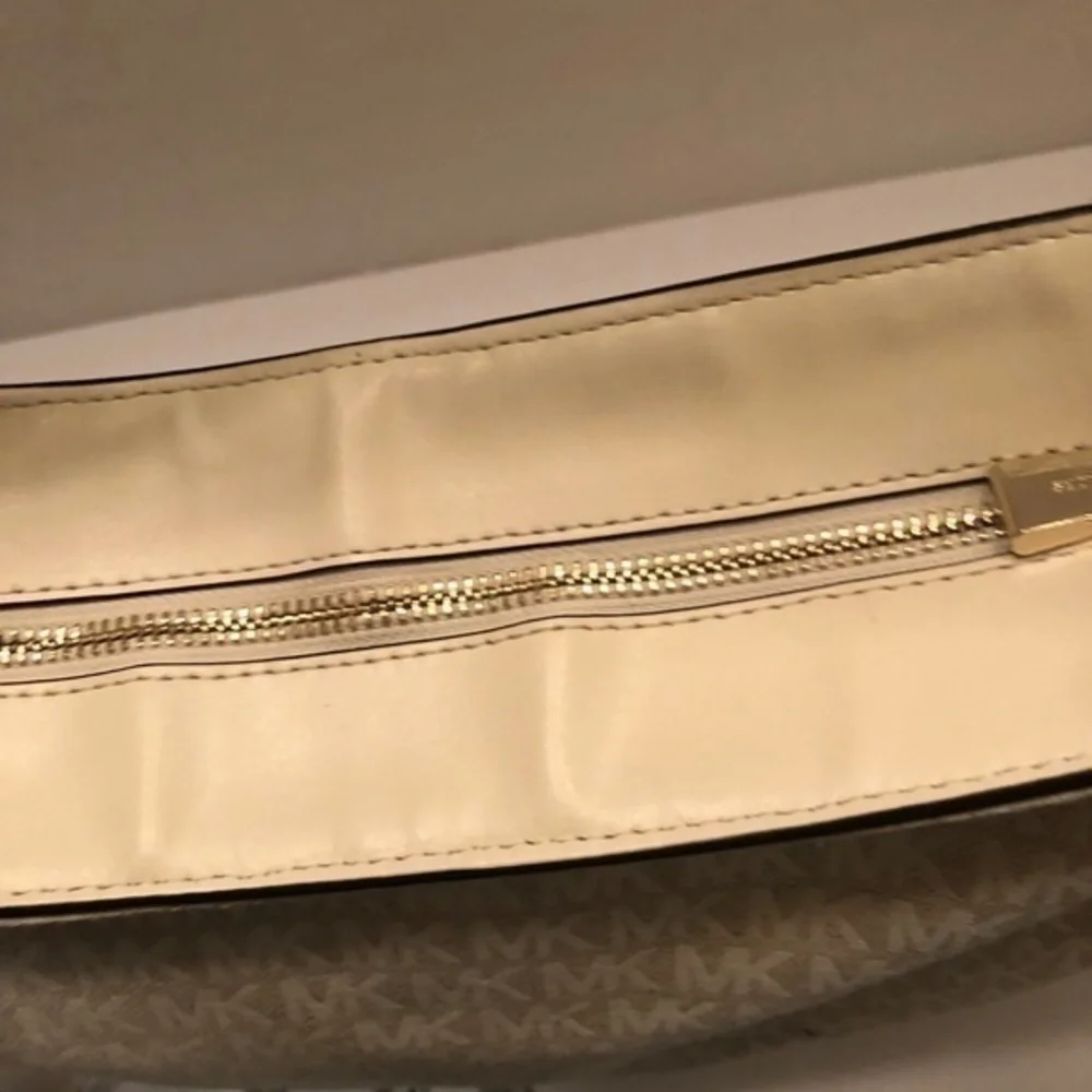 Michael kors signature white mk hobo bag